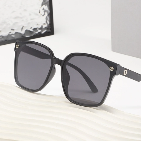 Large Square Frame Sunglasses PC UV400 Protection Driving Outdoor Fashion Retro Trendy For Men Women Unisex