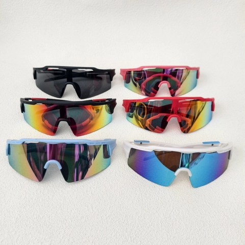 Kids Cycling Sunglasses UV400 Windproof Resin Frame One-Piece Sports Eyewear For Outdoor Boys And Girls