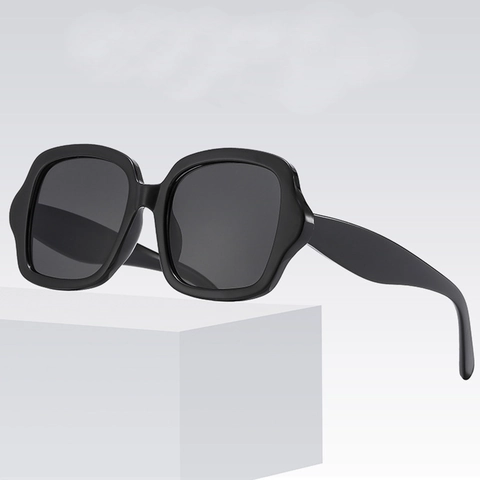 Vintage Square Large Frame Sunglasses PC Frame AC Lens UV400 Protection Fashion Eyewear For Women And Men