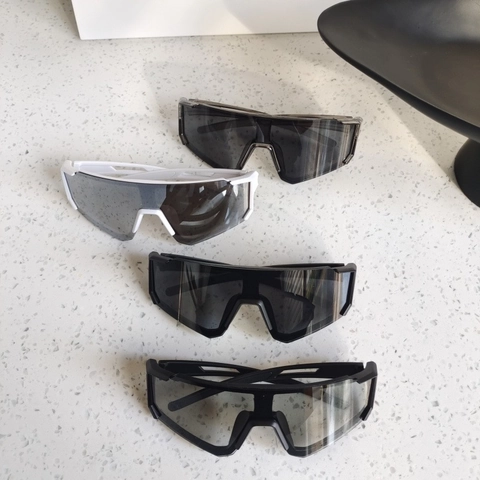 Kids Sunglasses PC Frame UV400 Protection Large Shield Integrated Sport Cycling Eyewear Boys Girls Outdoor Future Style