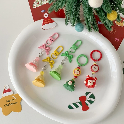Cute Christmas Resin Keychain Cartoon Santa Claus Christmas Tree Bag Charm Pendant For Kids Students Holiday Festival Gift
