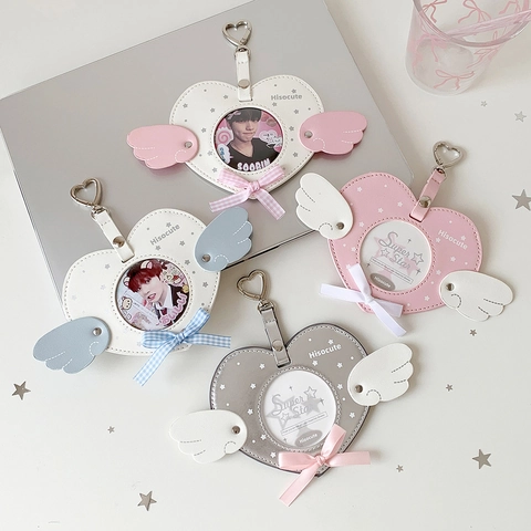 Kawaii Θήκη Καρτών Καρδιά Φτερά Αγγέλου Δέρμα PU Προστατευτικό Φωτογραφίας Με Σατέν Φιόγκο Γάντζο Καρδιά Για Φωτογραφία Idol