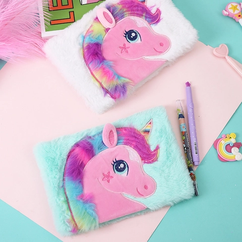 Süßes Plüsch Einhorn Notizbuch Kunstpelz Journal Tagebuch Regenbogen Mähne Stickerei Sterne Herz Linierte Seiten Büro Schule Schreibwaren