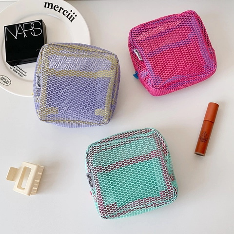 Portable Colorful Mesh Grid Makeup Bag Lightweight Polyester Square Toiletry Pouch For Women Travel Cosmetic Storage Organizer