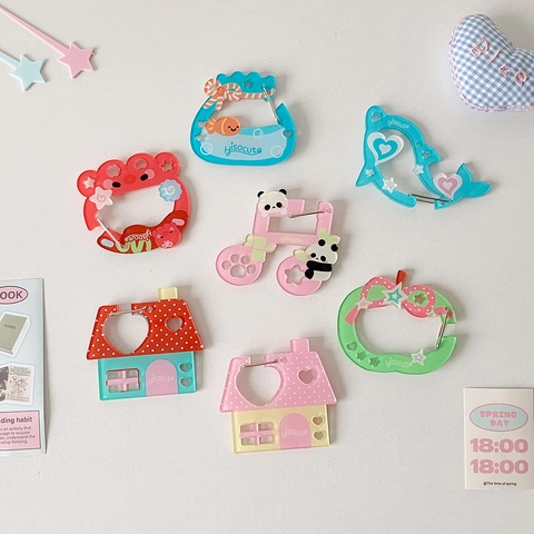 Lindo Llavero de Mosquetón de Acrílico de Dibujos Animados para Mochila Adorno de Bolso Pulpo Delfín Manzana Casa Nota Musical para Niños