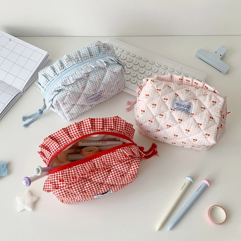 Gesteppte Kirsch Karomuster Schreibwarentasche Mit Rüschenrand Große Kapazität Kosmetiktasche Reise Make Up Organizer Für Studenten