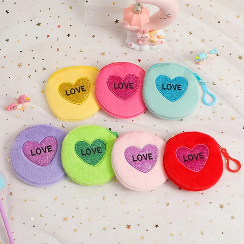 Süße Runde Plüsch Geldbörse Mit Herz LOVE Stickerei Reißverschluss Und Kunststoffhaken Für Mädchen Frauen