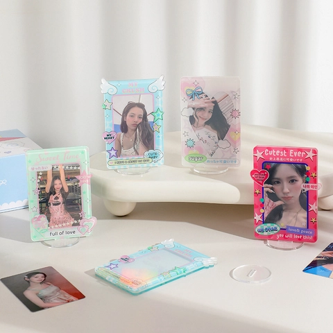 Support D'affichage De Photocard En Acrylique Forme De Coeur Cadre Photo Idol Décoration De Bureau Style Ins Mignon