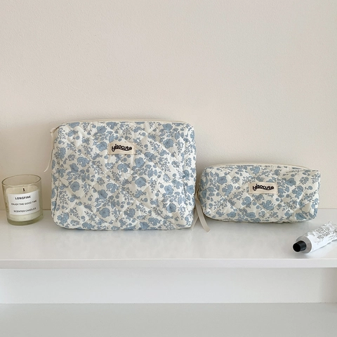 Women Quilted Cotton Floral Toiletry Bag Large Capacity Cosmetic Makeup Organizer Wash Bag With Portable Handle For Travel Home Storage Zipper Pouch