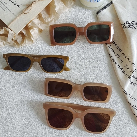 Occhiali Da Sole Retro Moda Protezione UV400 Montatura PC Lenti AC Colore Tè Al Latte Stile Vintage Per Uomo E Donna