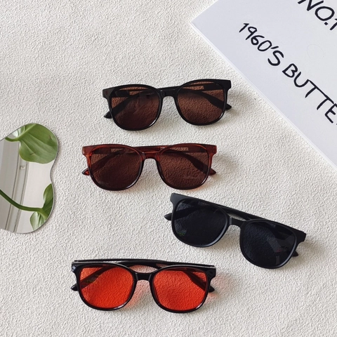 Square Sunglasses UV400 Protection Women Vintage Retro Resin Frame PC Lens Outdoor Travel Fashion Gradient Color