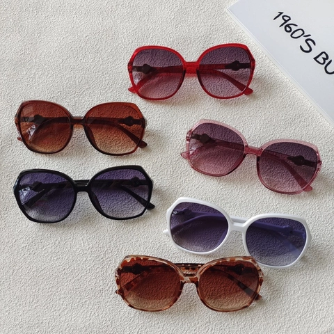 Oversized Sunglasses Women Vintage Fashion PC Frame Resin Gradient Lenses UV400 Protection Rose Flower Decoration Luxury