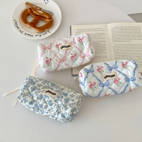 Astuccio in Cotone Trapuntato a Fiori Grande Capacità Borsa Cosmetica Stile Coreano Fiocco Nastro Custodia per Studenti Donne
