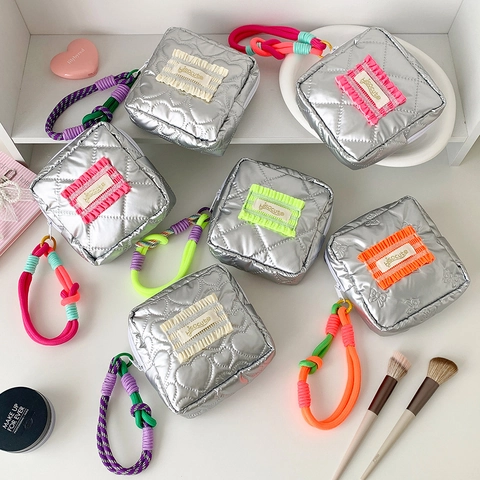 Square Storage Bag Silver Metallic Quilted Bow Pattern Sanitary Napkin Pouch Portable Lipstick Organizer Y2K Style
