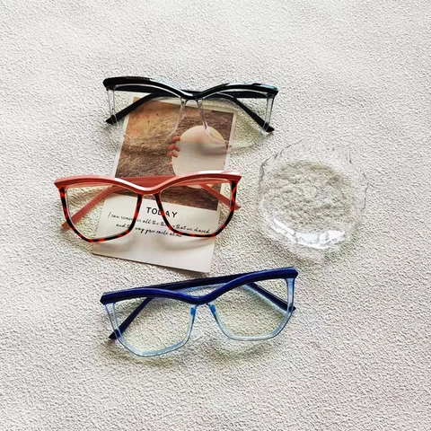 Occhiali Cat Eye Anti Luce Blu Montura Grande Sfumato Trasparente Ottici Per Donna Moda Tendenza
