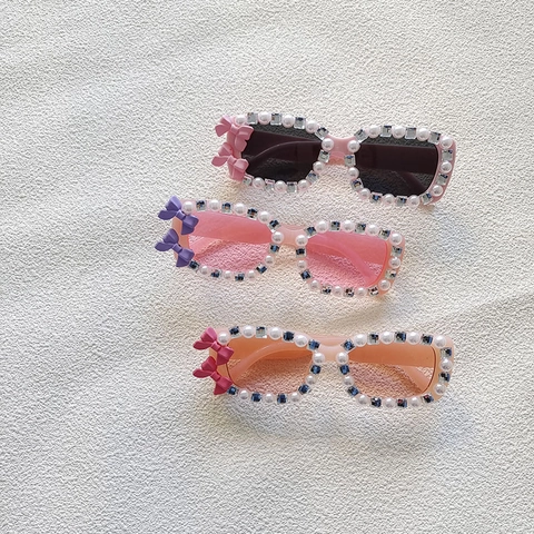 Occhiali Da Sole Bambina Perla Artificial Rhinestone Montatura Quadrata Fiocco Arredamento Protezione UV400 Moda Festa Occhiali Catena Perla Artificial