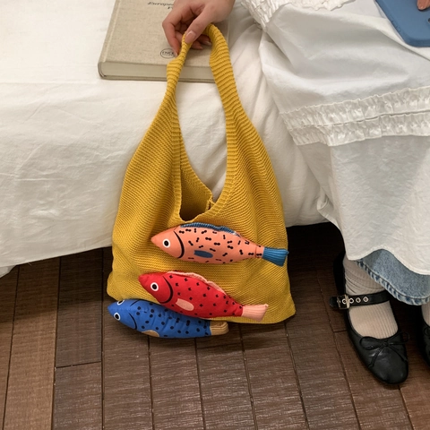 Dames Gebreide Schoudertas Geïntegreerd Handvat 3D Cartoon Vis Decoratie Luie Stijl Grote Capaciteit Creatieve Tote