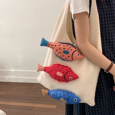 Dames Gebreide Schoudertas Geïntegreerd Handvat 3D Cartoon Vis Decoratie Luie Stijl Grote Capaciteit Creatieve Tote