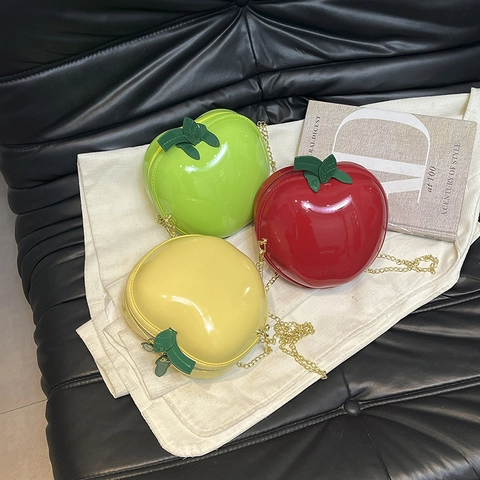 Apple Shaped Crossbody Bag Shiny Patent Leather Creative Fruit Design With Gold Chain Strap For Women Fashion