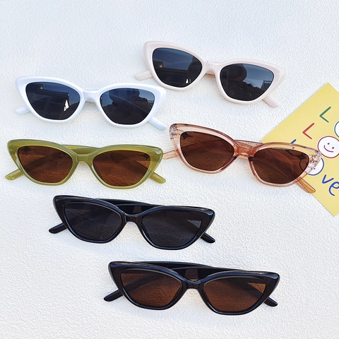 Occhiali Da Sole Cat Eye Protezione UV400 Montatura Resina Lenti PC Decorazione Stella Vintage Chic Moda Donna Uomo