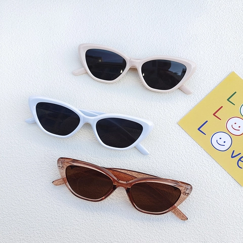 Occhiali Da Sole Cat Eye Protezione UV400 Montatura Resina Lenti PC Decorazione Stella Vintage Chic Moda Donna Uomo