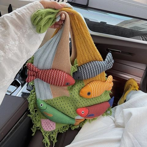 Borsa A Spalla In Maglia Da Donna Con Decorazioni Pesci 3D Colorati Nappine Grande Capacità Patchwork Casual A Mano