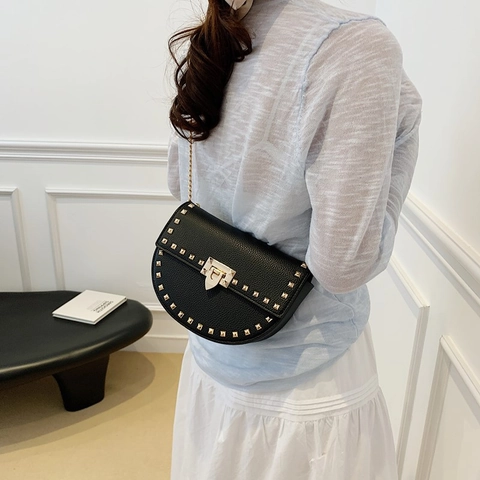 Borsa A Sella Con Borchie Da Donna Pelle PU Motivo Litchi Tracolla Catena Metallo Moda Stile Coreano