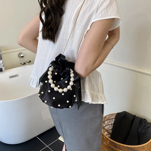 Elegant Satin Bucket Bag For Women With Faux Artificial Pearl Handle Bow Ribbon Pleated Drawstring Closure Crossbody Chain Strap