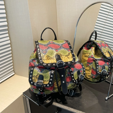 Fashion Mini Backpack Women Snakeskin Print PU Leather Rivet Studded Small Rucksack Retro Punk Streetwear Travel Bag