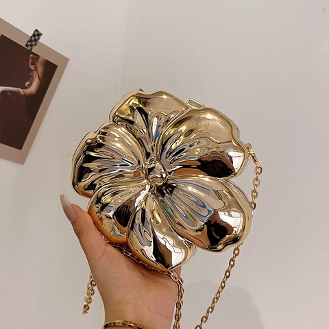 Damen Abendtasche Dimensionaler Blumenform Retro Radio Design Metallkette Mode Party Handtasche