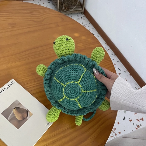 Handmade Crochet Turtle Shoulder Bag For Women Girls Cute Cartoon Knitted Crossbody Bag Green Brown Animal Shaped Mini Purse