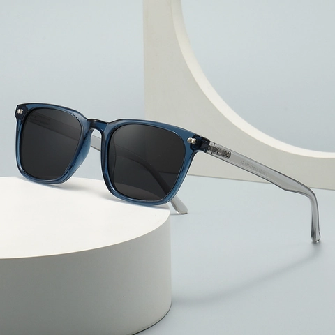 Retro Square Polarized Sunglasses PC Plastic Frame UV400 Protection Metal Rivets Fashion Eyewear For Men Women