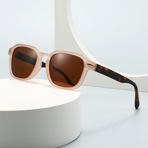 Vintage Square Sunglasses UV400 Protection PC Frame Metal Hinge Fashion Trendy Eyewear For Men Women
