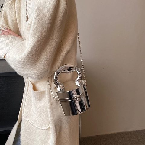 Women Mirror Acrylic Cylindrical Handbag Modern Fashion Cylinder Evening Box Bag With Metal Chain And Top Handle
