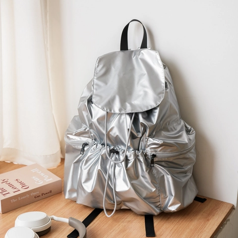 Sac À Dos De Mode Pour Femmes Grande Capacité Plissé Cordon Flip Top Nylon Imperméable Métallique École Voyage