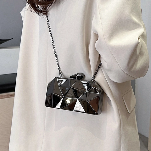 Bolso De Noche Geométrico Multifacético Textura De Espejo Metálico PVC Carcasa Rígida Cruzado Con Correa De Cadena Mujeres