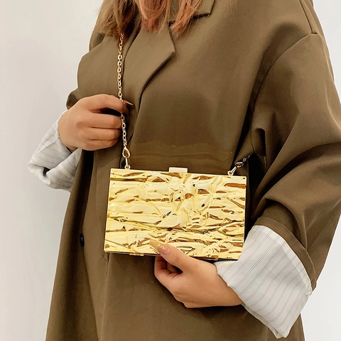 Pochette Da Sera Metallica Con Texture Increspata Donna Borsa Box In PVC Con Tracolla A Catena Accessorio Moda Festa