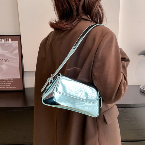 Women Glossy Mirror PU Leather Underarm Bag Trendy Baguette Shoulder Bag Minimalist Y2K Style Flap Handbag