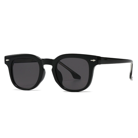 Retro Square Sunglasses For Men Women PC Frame UV400 Protection Vintage Trendy Eyewear With Silver Arrow Rivets