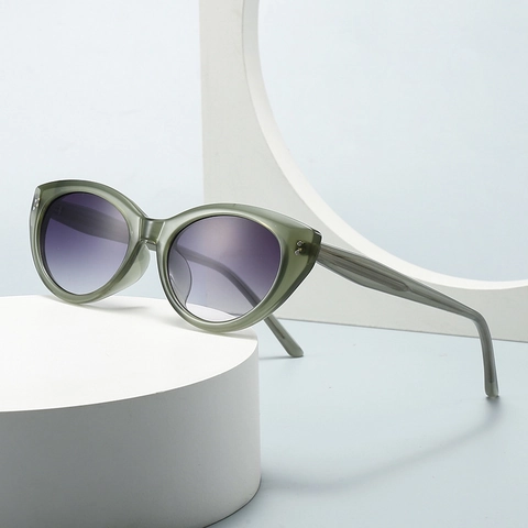Occhiali Da Sole Cat Eye Retrò Per Donna E Uomo Montatura In PC Vintage Protezione UV400 Arredo Rivetto Alla Moda