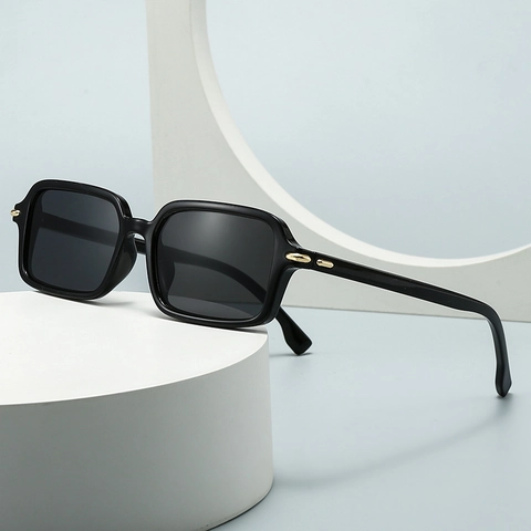 Rechteckige Sonnenbrille Retro Quadratischer Rahmen UV400 Schutz PC Kunststoff Metall Dekor Moderne Brille Herren Damen