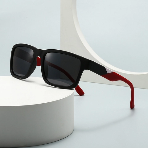 Occhiali Da Sole Polarizzati Da Uomo Montatura Quadrata In PC Protezione UV400 Occhiali Da Guida Classici Moda