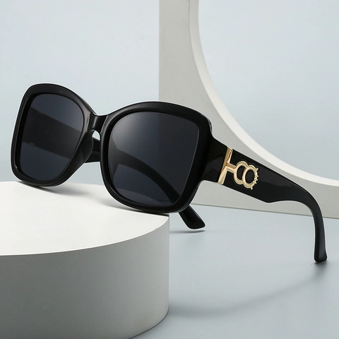 Oversized Square Sunglasses PC Frame UV400 Protection Metal Decoration Vintage Modern Fashion For Women