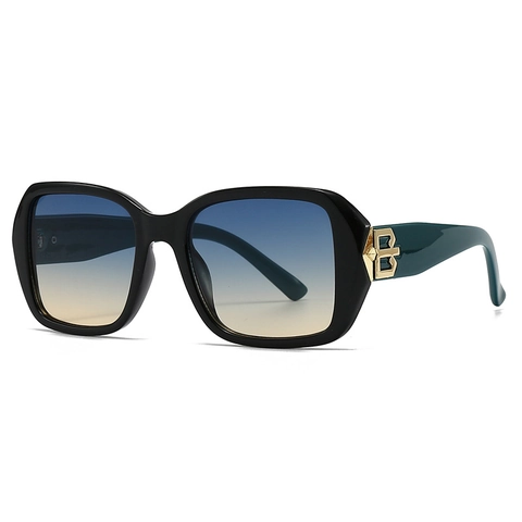 Square Oversized Sunglasses Retro Fashion PC Lenses UV400 Protection Plastic Frame Metal Decor For Women Men Trendy