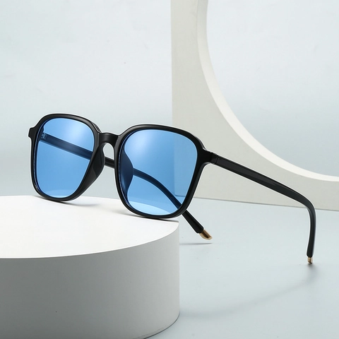 Retro Eckige Sonnenbrille PC Material UV400 Schutz Vintage Leicht Unisex Brille Für Outdoor Reisen Shopping