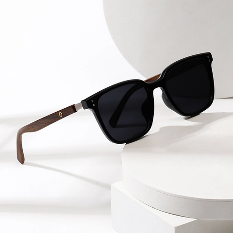 Square Polarized Sunglasses Large Frame Wood Grain Temples UV400 Protection For Men Women Outdoor Fashion Retro