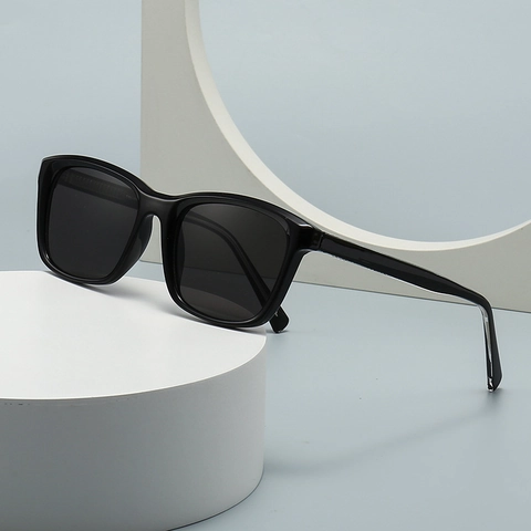 Occhiali Da Sole Donne Quadrati Montatura Grande Plastica TR Montatura Policarbonato Lenti UV400 Protezione Retro Tendenza Stile INS