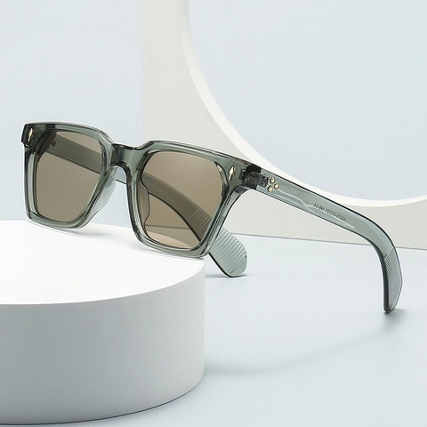 Retro Square Sunglasses UV400 Protection PC Frame With Metal Rivet For Women Men Outdoor Fashion Eyewear