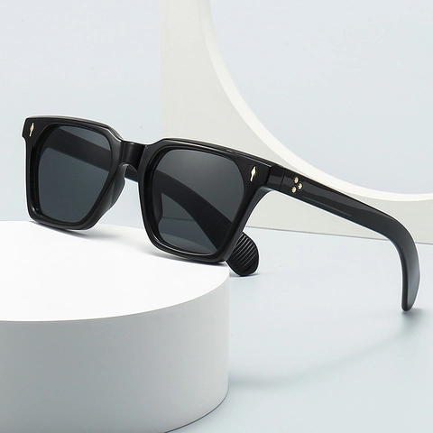 Retro Square Sunglasses UV400 Protection PC Frame With Metal Rivet For Women Men Outdoor Fashion Eyewear
