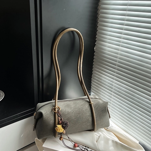 Sac Baguette Vintage En Cuir PU Mat Boston Cylindrique Sac À Épaule Avec Gland Floral Sac À Main De Banlieue
